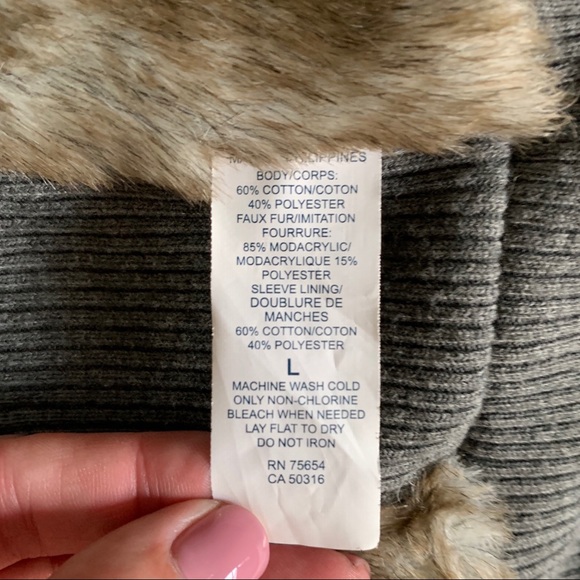 COPY - Abercrombie Grey faux fur lined hoodie sweatshirt lg - Picture 5 of 5